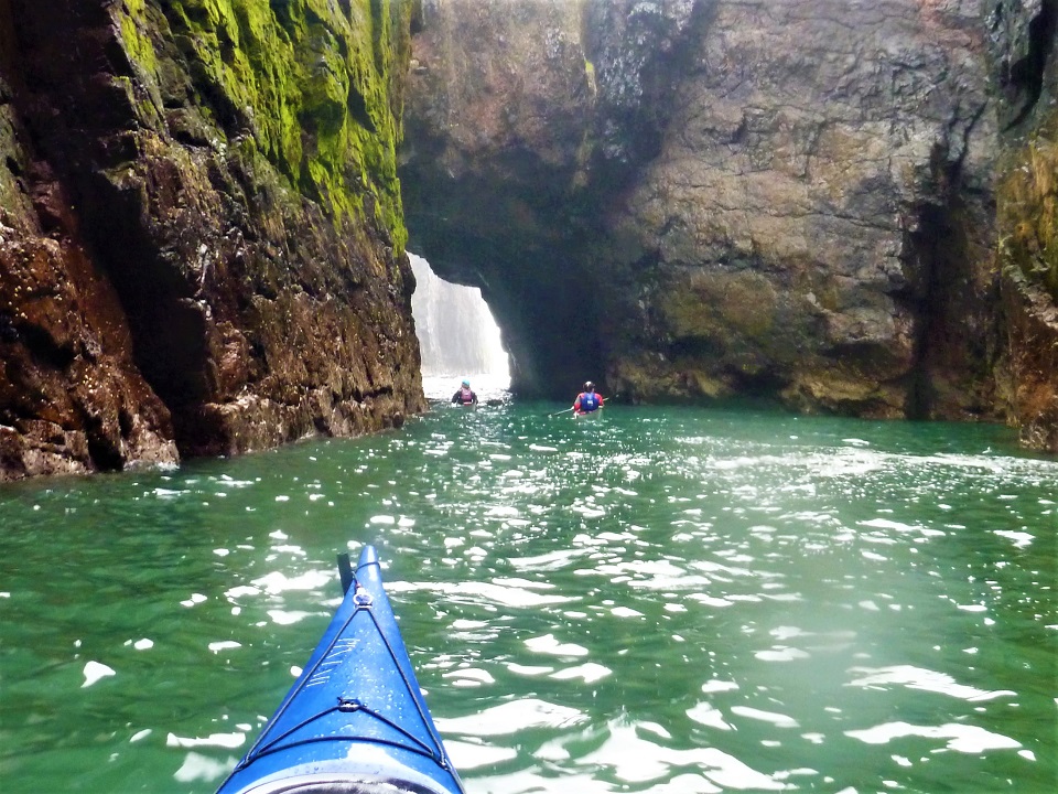 Shetland sea kayaking